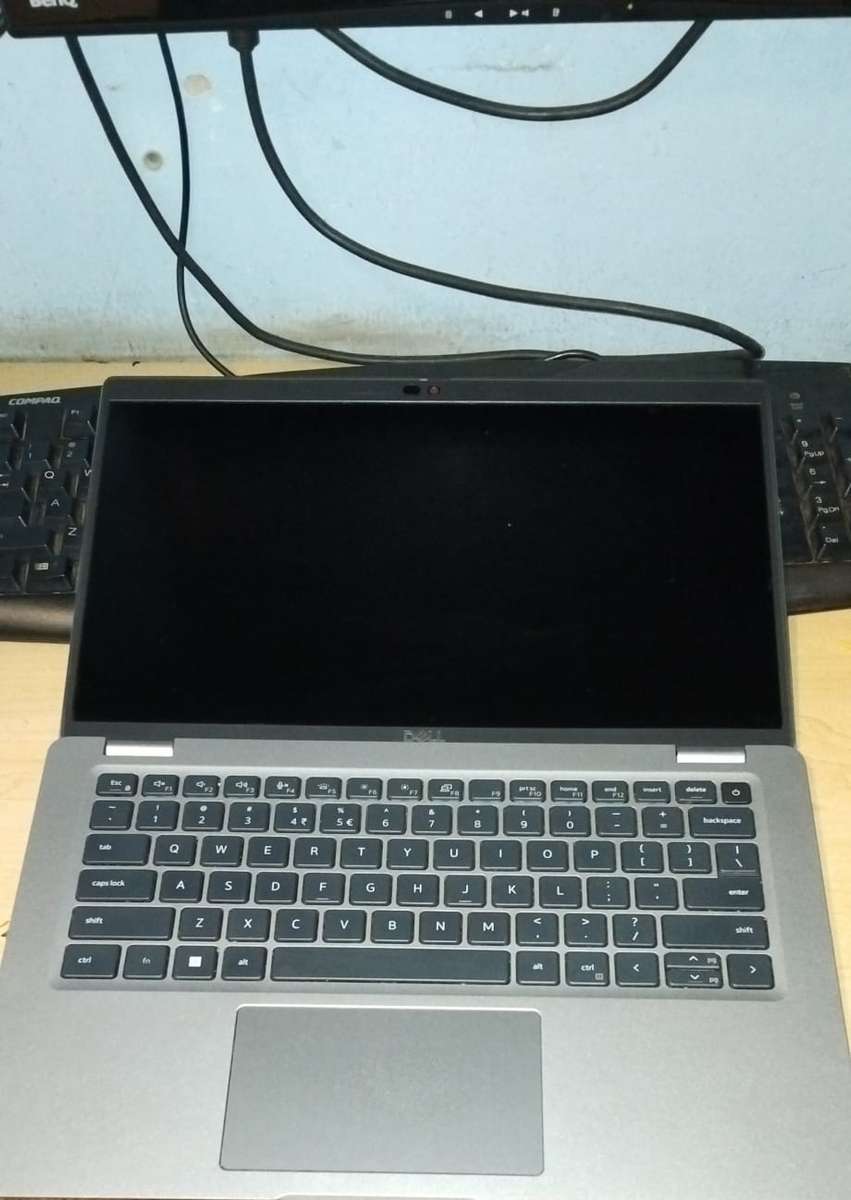 Dell Latitude 5430, i5 12th, 32GB Ram, 512GB M.2 Nvem SSD, Sim Tray, WI-FI, Bluetooth, Type-C Charge