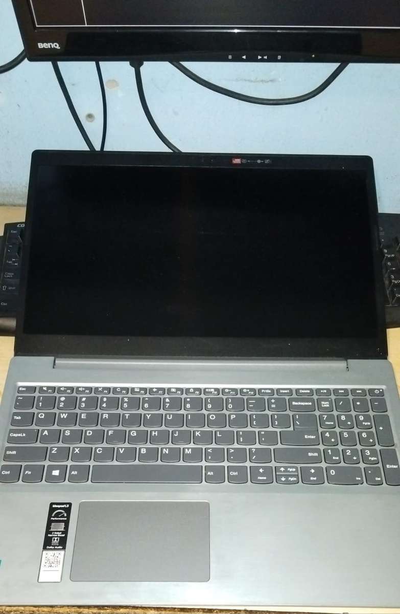Lenovo, i3 11th Gen, 20GB Ram, 512GB M.2 Nvem, HDMI, Bluetooth, 4G LTE, WI-FI