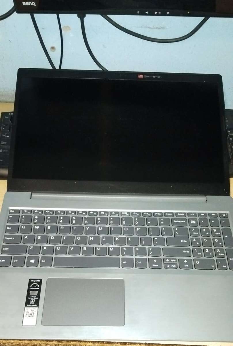 Lenovo, i3 11th Gen, 20GB Ram, 512GB M.2 Nvem, HDMI, Bluetooth, 4G LTE, WI-FI