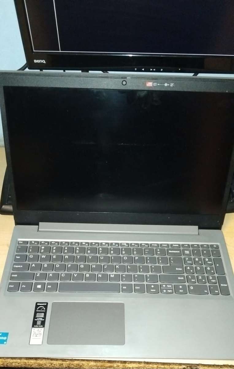Lenovo, i3 11th Gen, 20GB Ram, 512GB M.2 Nvem, HDMI, Bluetooth, 4G LTE, WI-FI