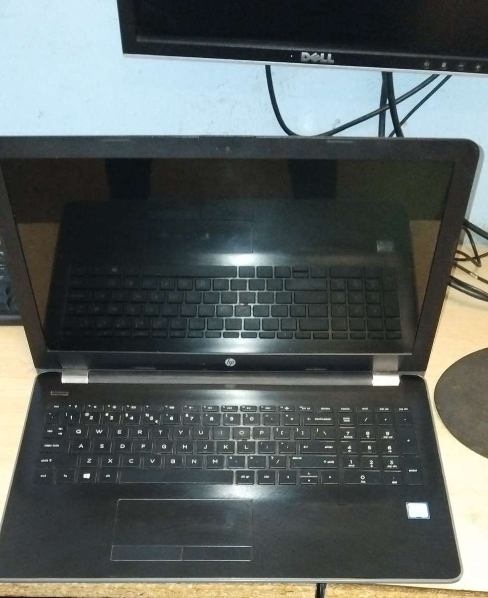 HP 15-bs0xx, i5 7th Gen, 20GB RAM, 512GB M.2 NVMe SSD, DVD Writer