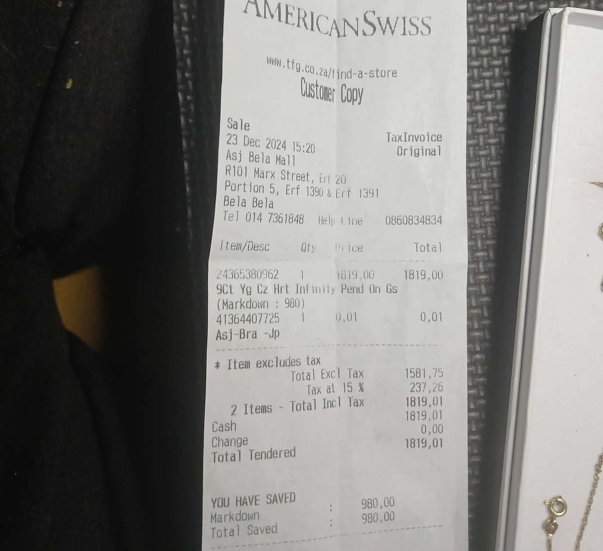 9ct gold pendant necklace