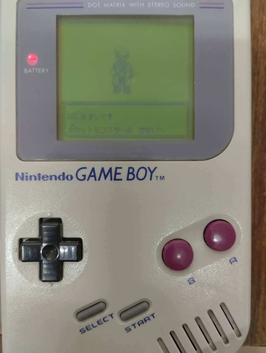 Game Boy Pocket Monsters Pokemon Yellow Pikachu Japan - tested and working