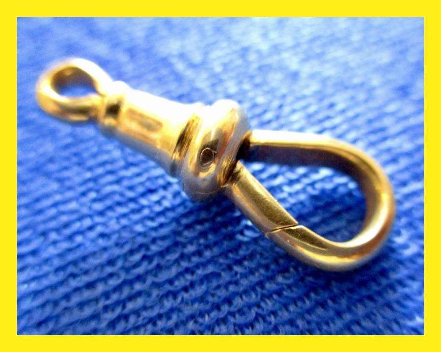 18 Carat Gold Vintage Swivel Clasp