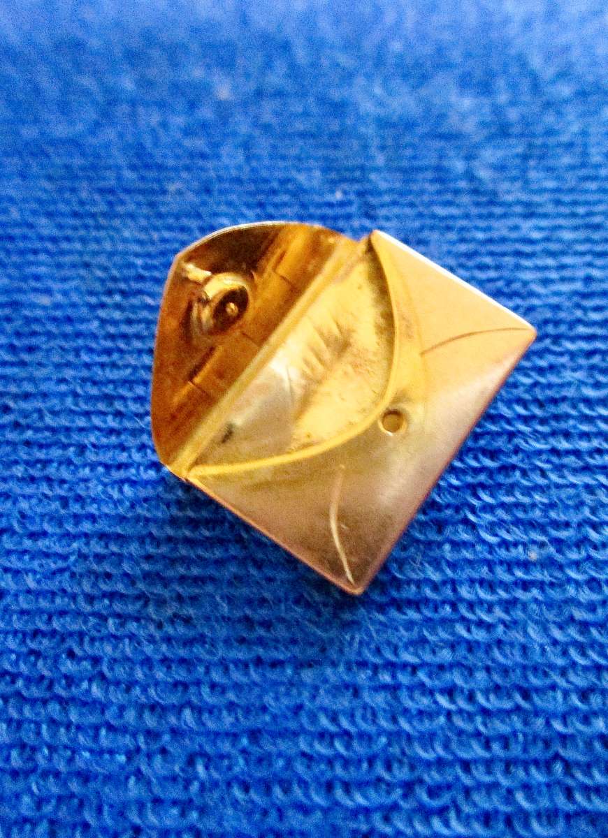 Rare Solid 9ct Gold Antique Opening Envelope Charm!