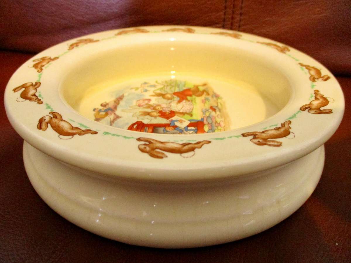 Signed Royal Doulton Bunnykins Letterbox Bowl