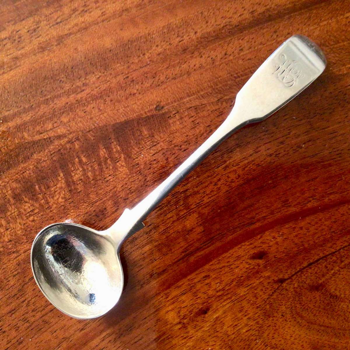 13.7 grams London 1846 Antique Hallmarked Sterling Silver Mustard Spoon