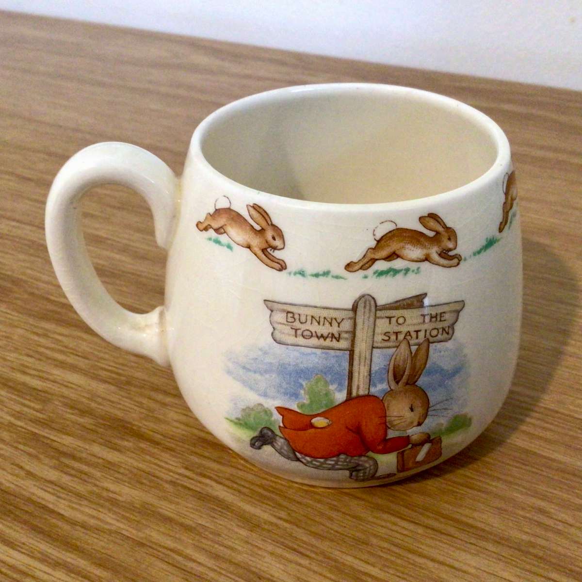 WOW Vintage Signed Royal Doulton Bunnykins Mug Train Scene!