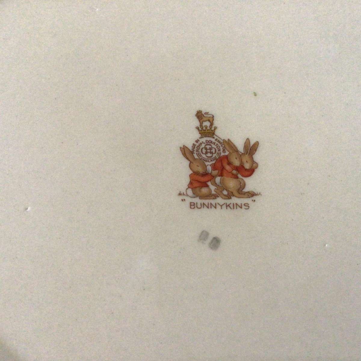 Signed Large Royal Doulton Bunnykins Picnic Scene Bowl!