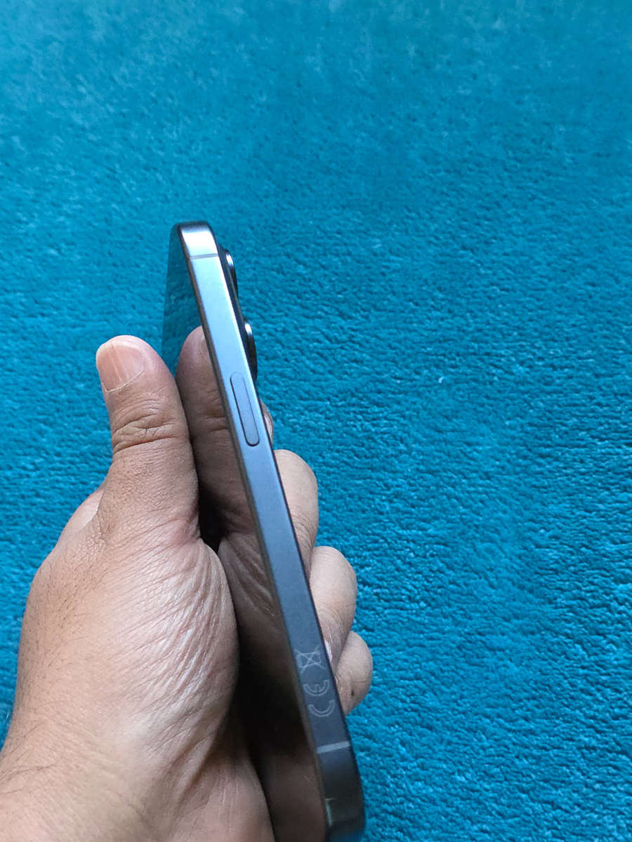 iPhone 15 Pro 256GB Blue Titanium