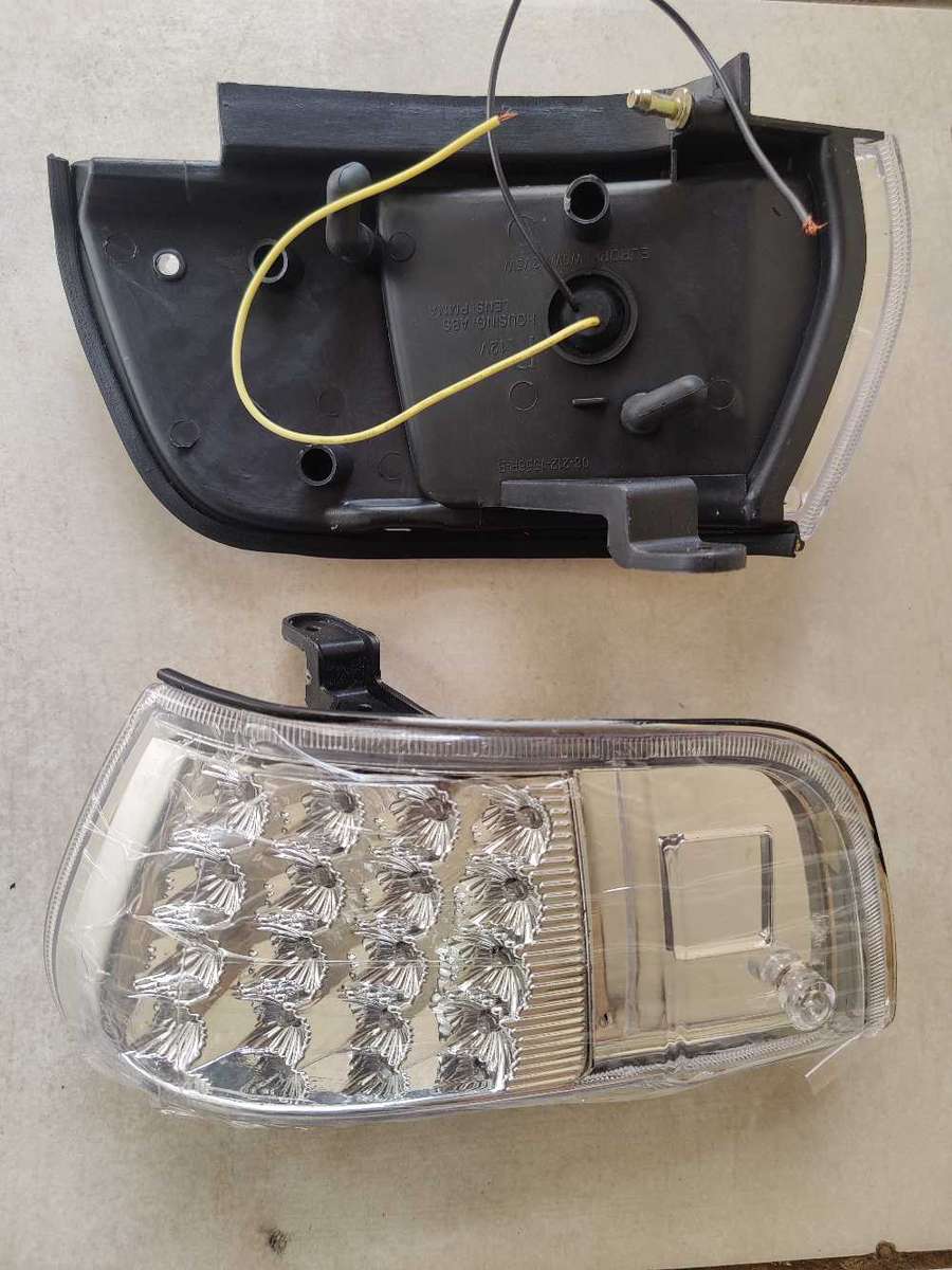 Toyota Corolla AE92 / Conquest / Baby Camry Led Crystal Corner Light Set