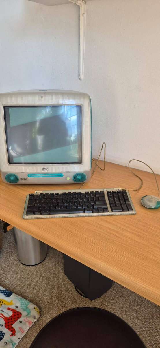 Secondhand IMac G3