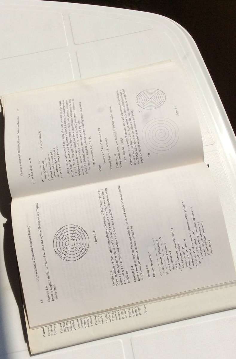 High-Resolution Computer Graphics Using C - Ian O. Angell