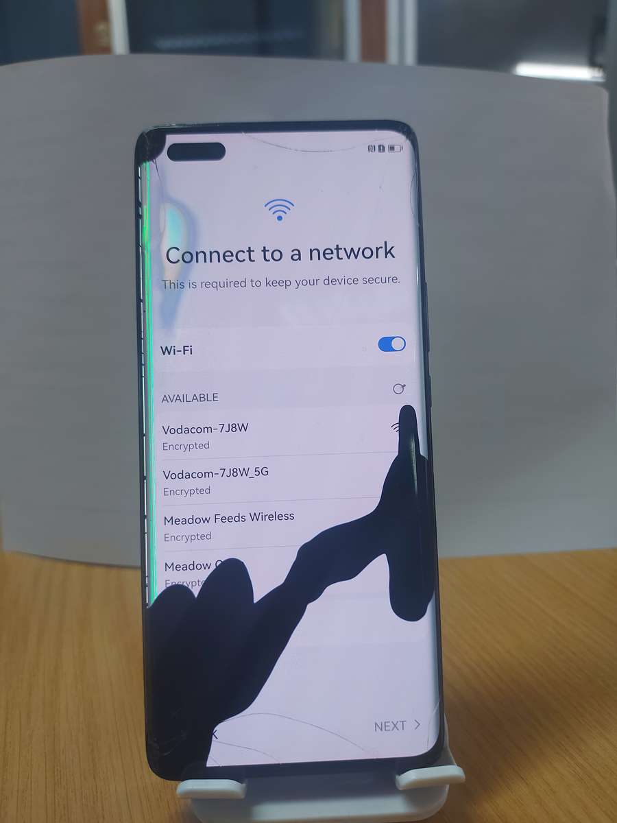 HUAWEI nova 10 Pro 256gb 8gig ram please read