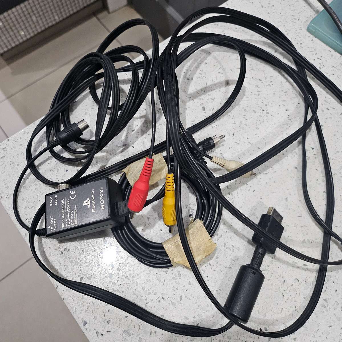 COLLECTABLE ORIGINAL PS ONE WITH ORIGINAL CONTROLLER,ORIGINAL MEMORY CARD AND TWO PS ONE GAMES