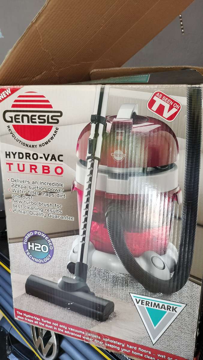 GENSIS WET AND DRY VAC