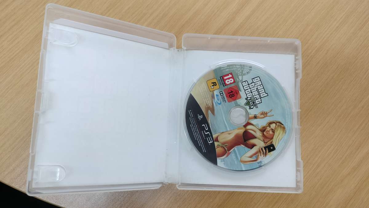 GTA 5 PS3 MINT CONDITION GAME
