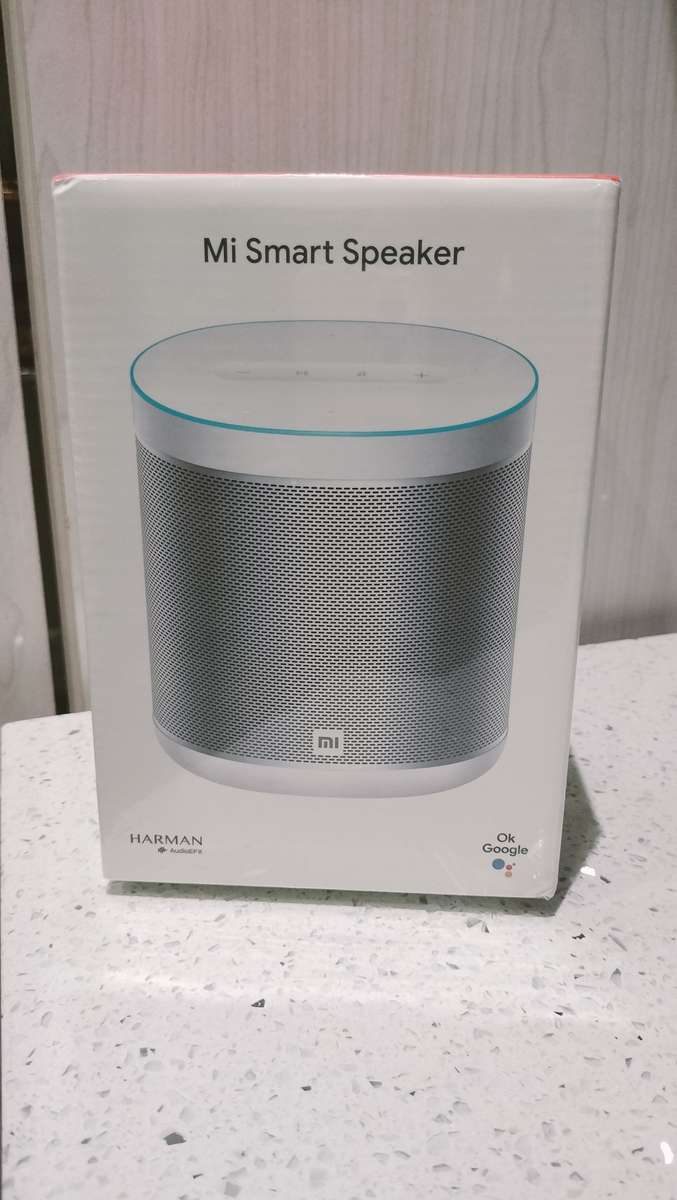 Xiaomi Mi Smart/google  Speaker - White- LIKE NEW -ONLY OPENED TO TEST