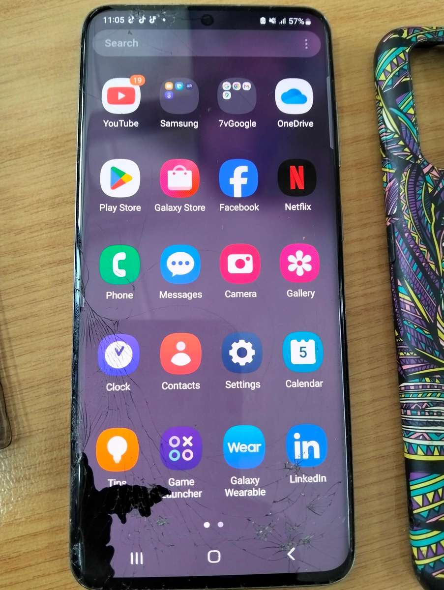 SAMSUNG S20 8 GIG RAM /128 GB ,READ ADD CAREFULLY