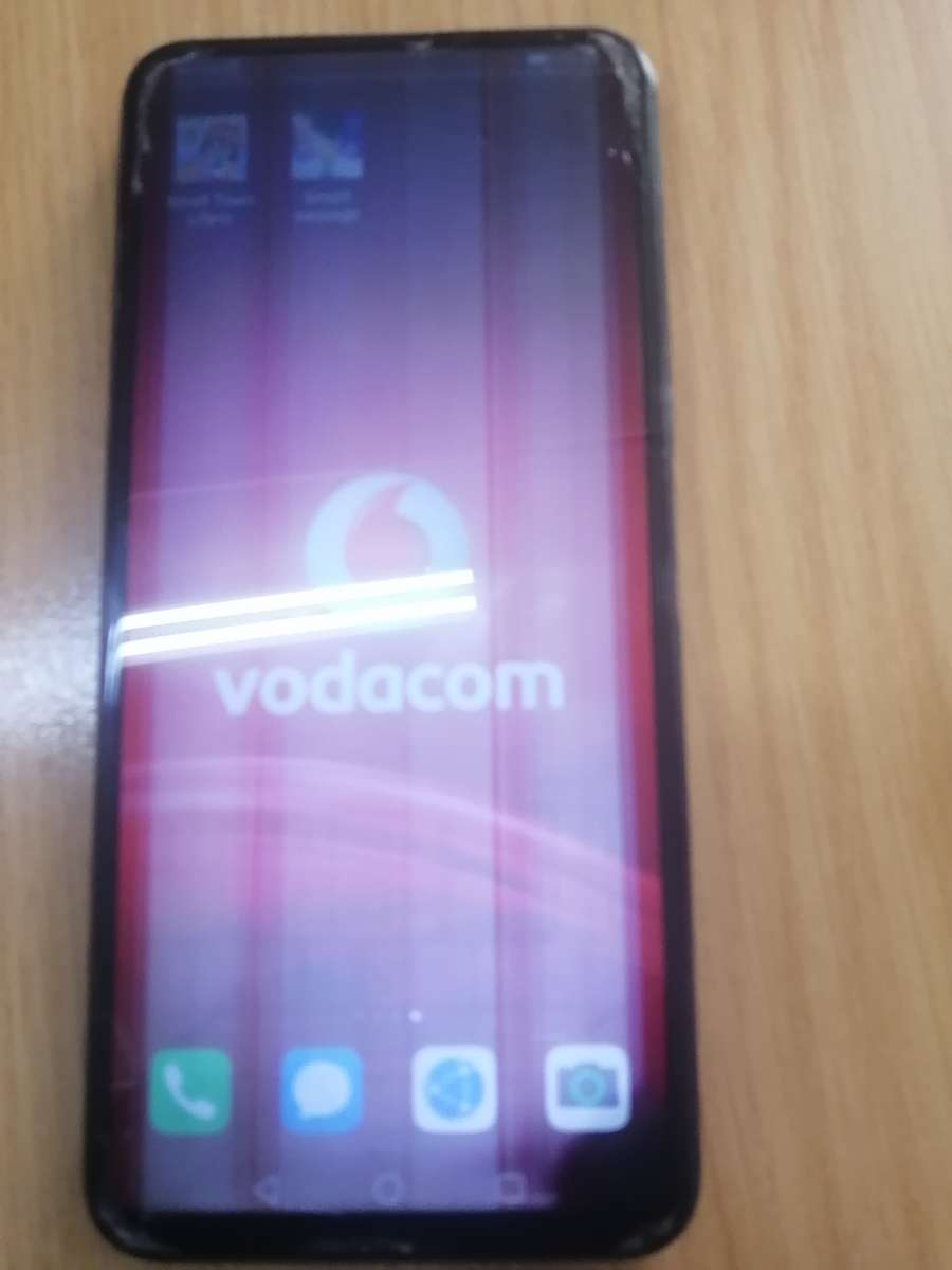 huawei y9a nova pop up selfie camera/8 gig ram /128gb on board /read carefully.