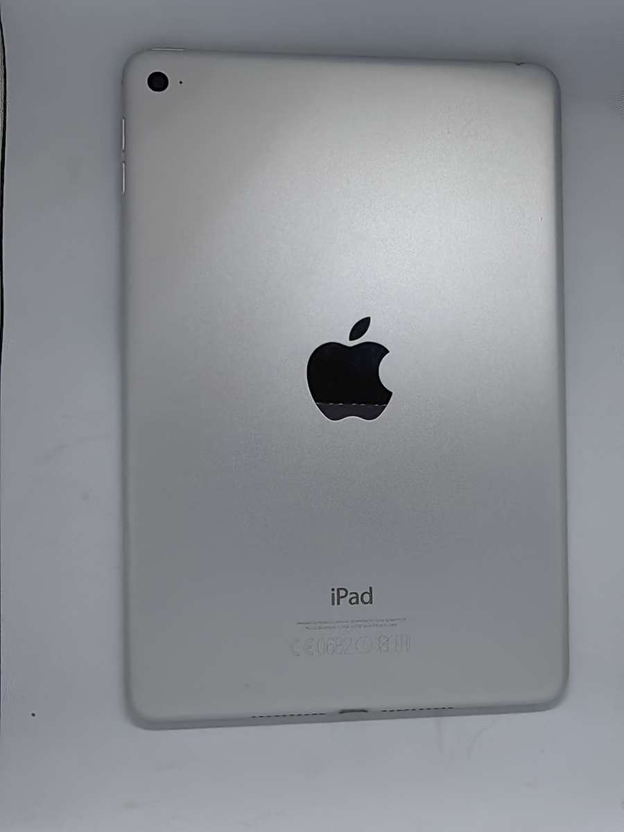 Apple iPad mini 4 128gig ,