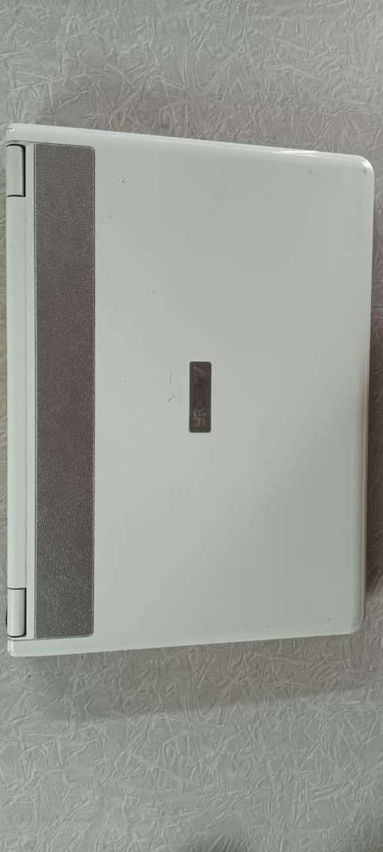 Mecer Voyager AL-096 laptop ***PLEASE READ THE ADVERT***