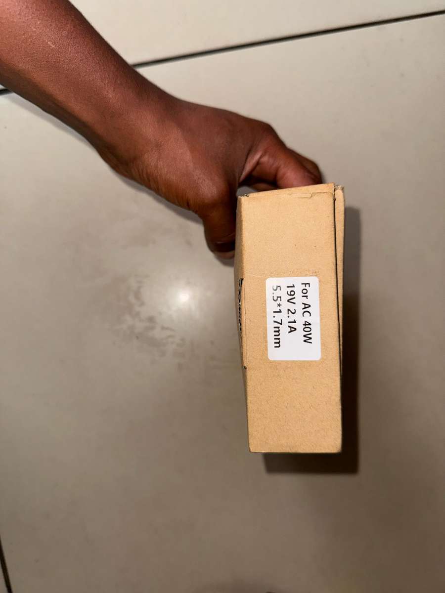 Dell/Acer/Hp Laptop charger!!! READ DESCRIPTION