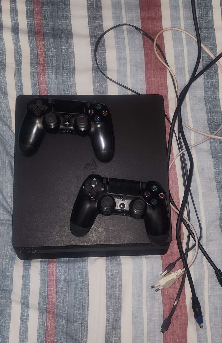 Playstation 4 500GB Slim Console (PS4) negotiable