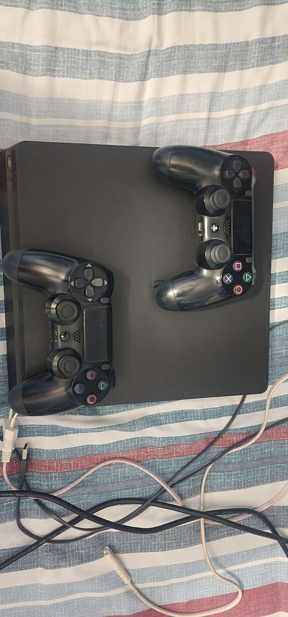 Playstation 4 500GB Slim Console (PS4) negotiable