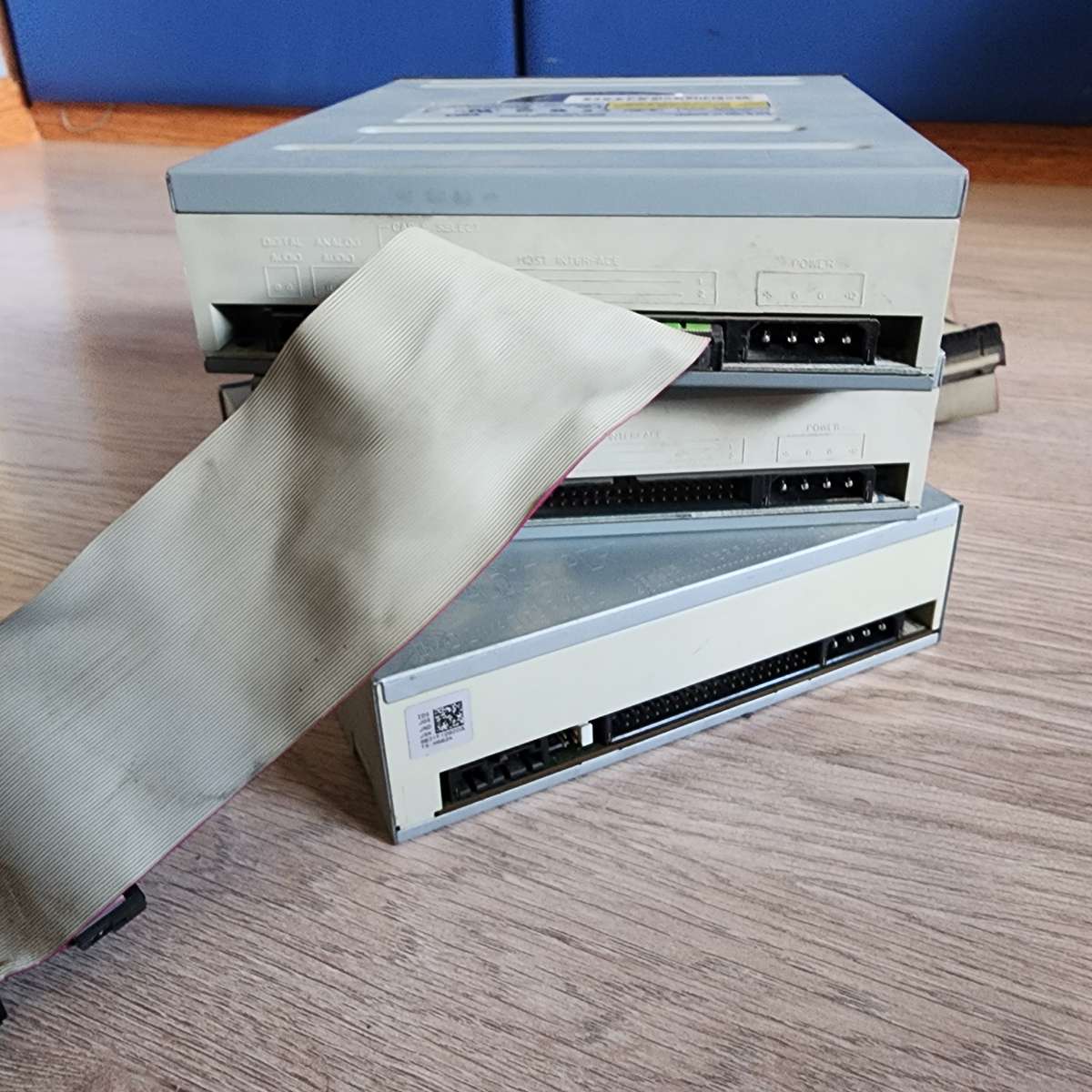 PC CD DRIVES - UNTESTED