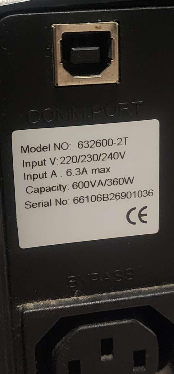 Genisat 600VA / 360 W UPS