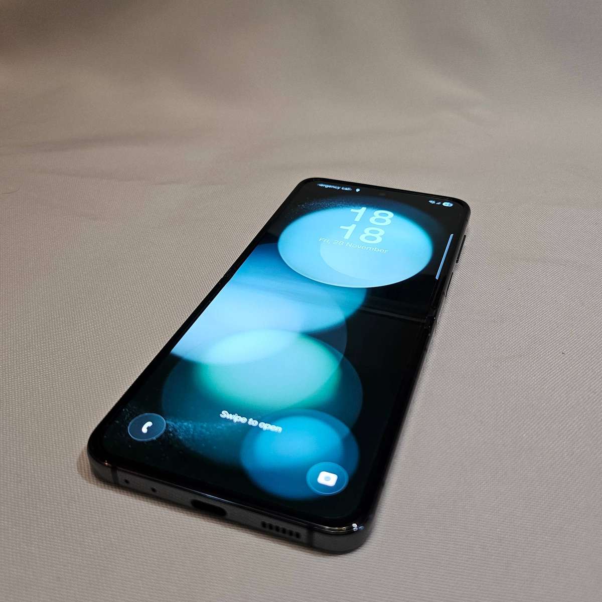 Samsung Galaxy Z Flip 5 graphite 256gb