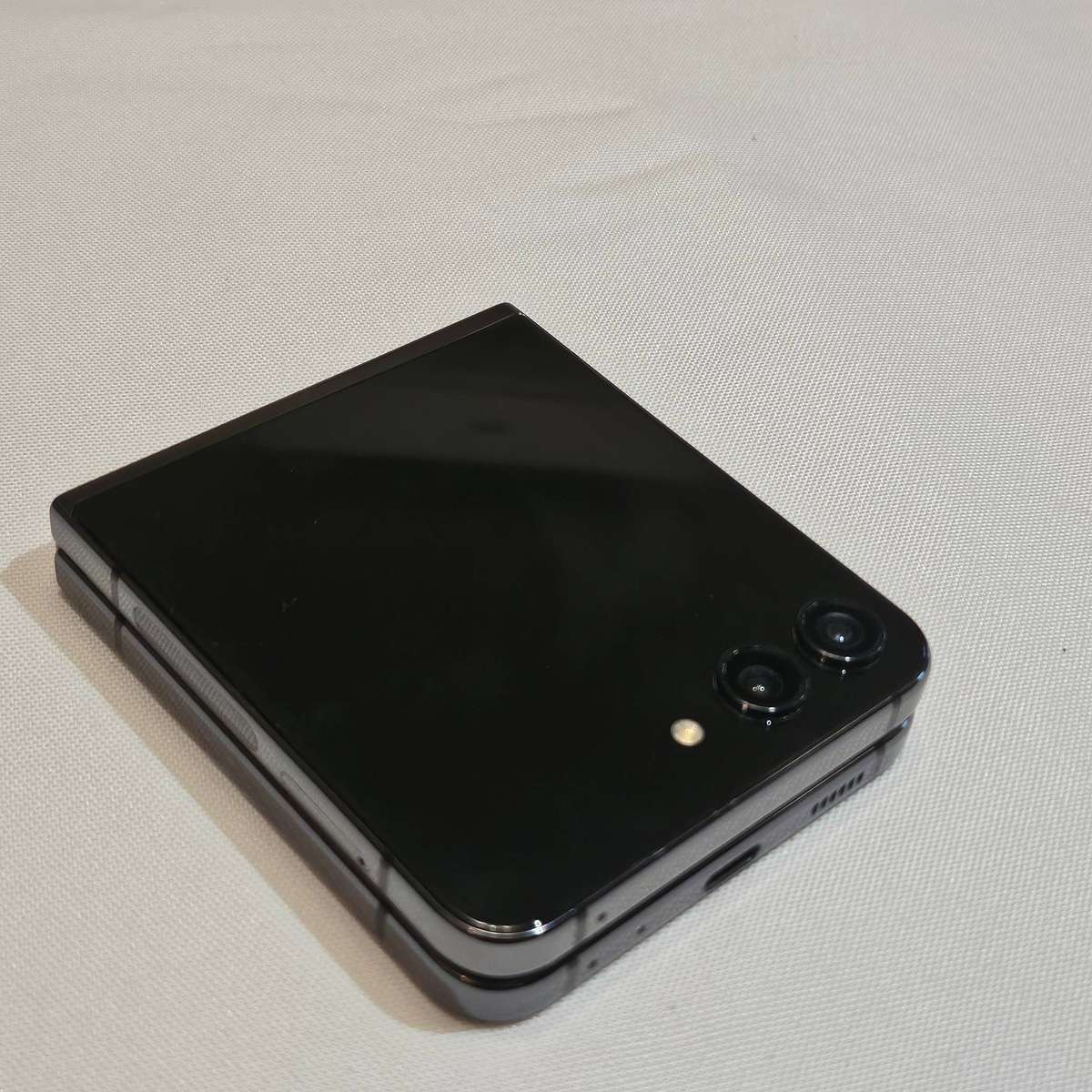 Samsung Galaxy Z Flip 5 graphite 256gb