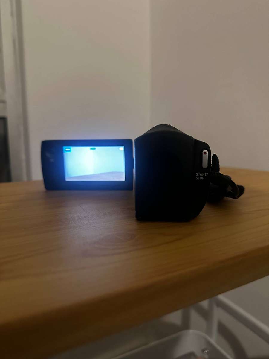 Sony Handycam HDR-CX405