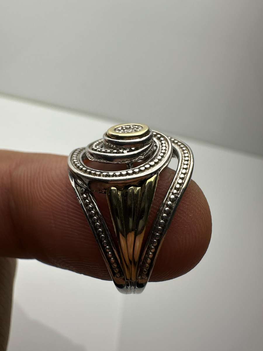 Two tone Silver  Spiral Ring with Centre Stone - 0.01 CT I/J VS/SI  -5.26 Grams