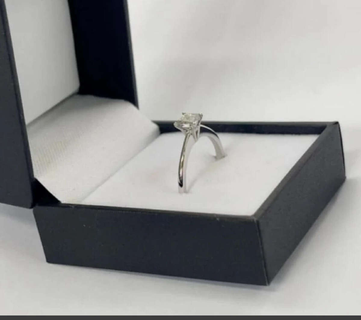 18CT White Gold 0.5250 CT Diamond Solitaire Princess Cut Ring(US6.5/UK M) - Evaluation R38900