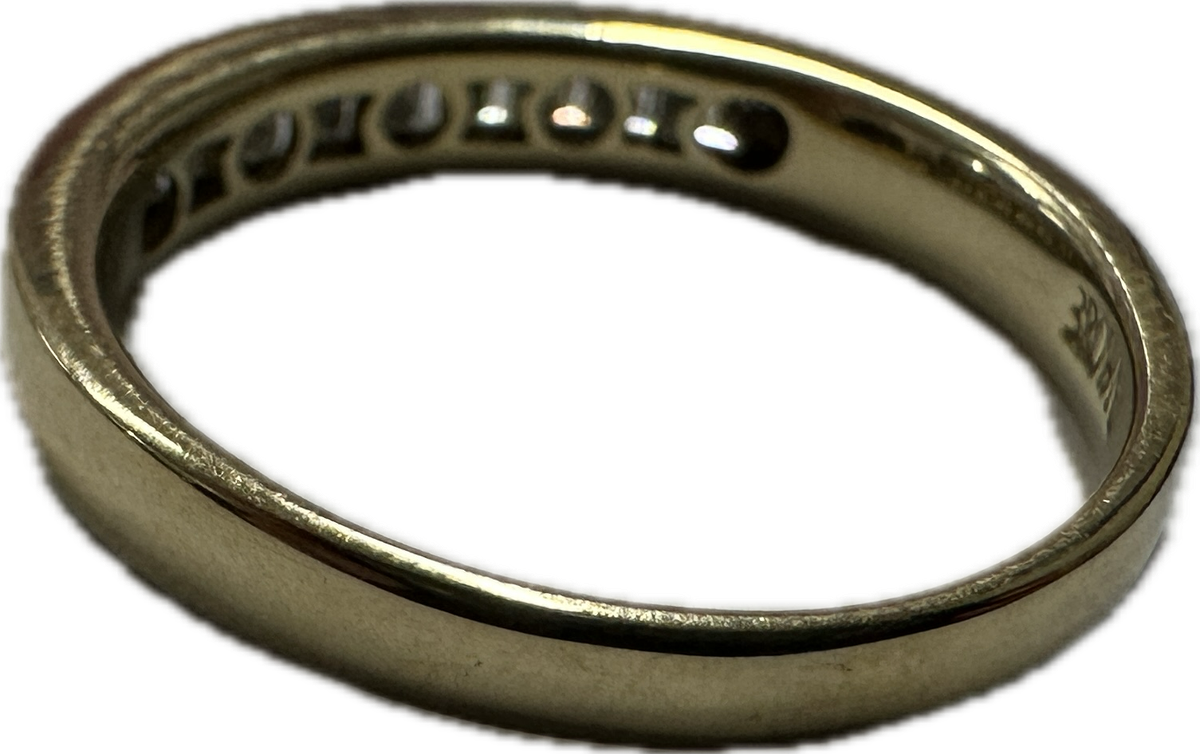 9CT YELLOW GOLD BAGUETTE DIAMOND BAND, 10 X DIAMONDS TOTAL WEIGHT  - EVALUATION R 16 500