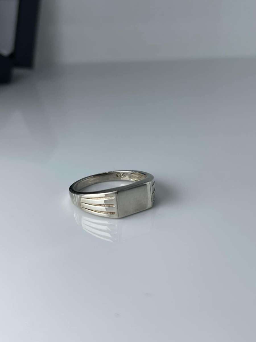 Men's silver cubic ring