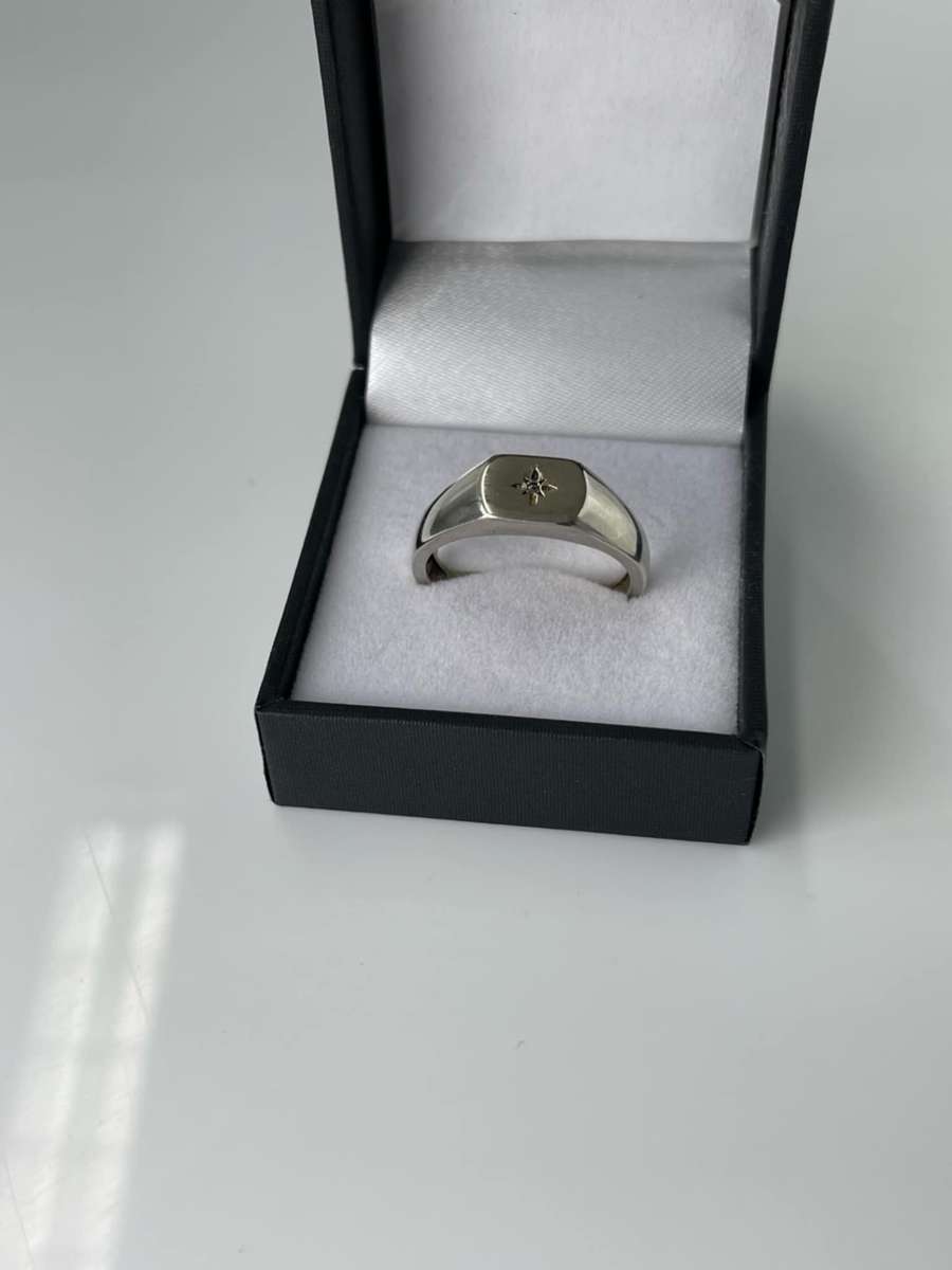 Men's silver 0.05ct center diamond ring