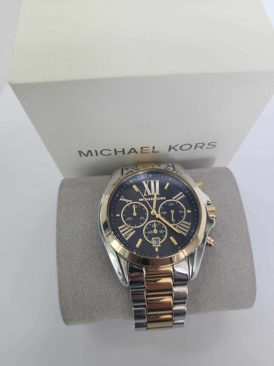 Michael Kors Women's Bradshaw 2-Tone Round Stainless Steel Watch (preowned)