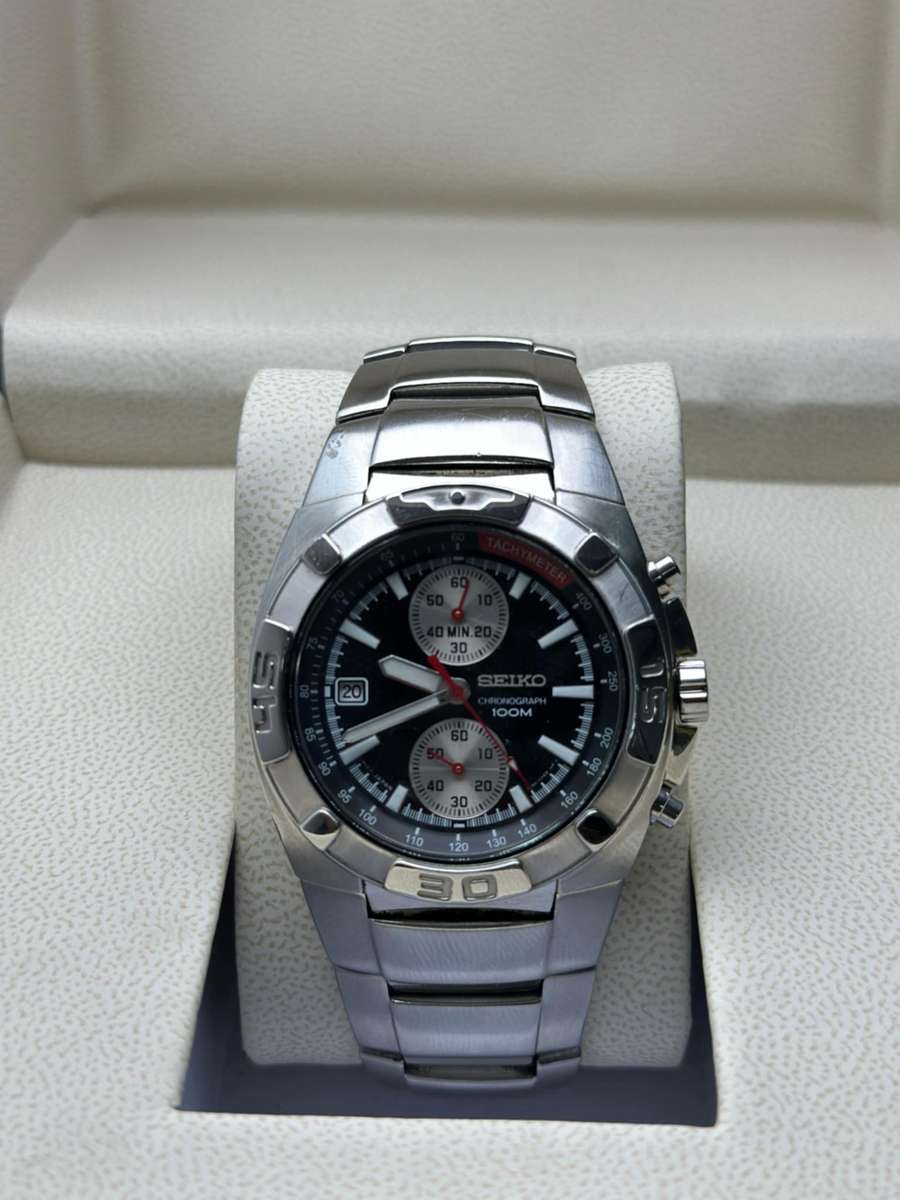 Seiko Chronograph Tachymeter 100M  Mens Watch