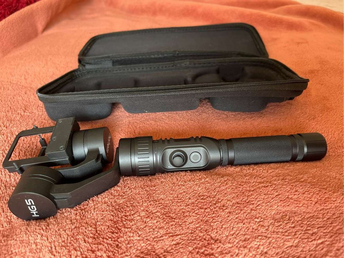 Hohem Gimbal - Brand new, smooth cinematic stabilization