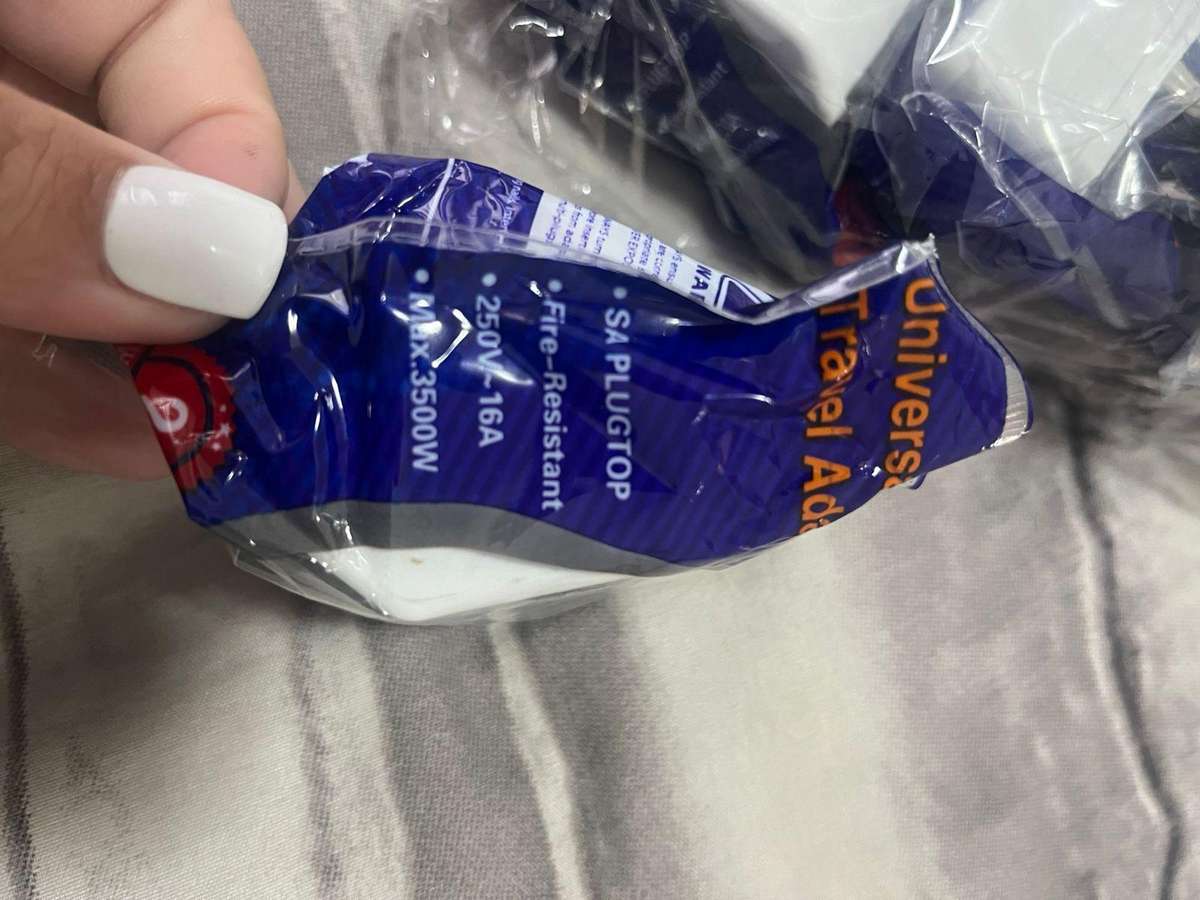 SA to Europe Plug Adapter x5  Bids Per Item