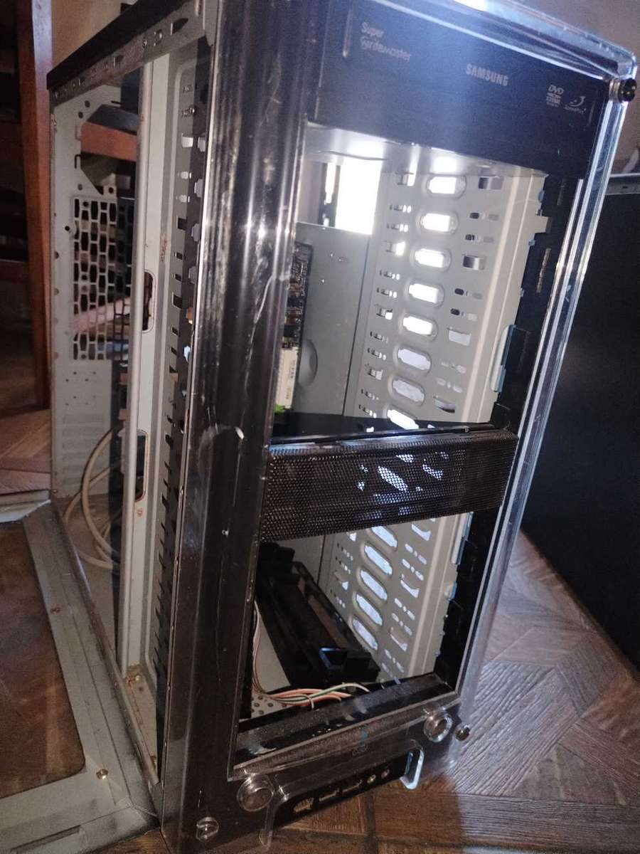 2x computers (as is)