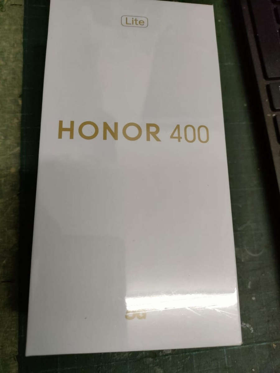 Honor 400 lite ( make offer)