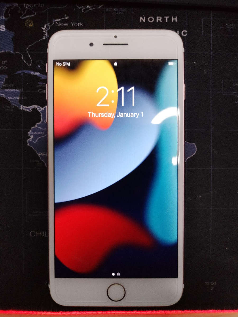 IPhone 7 plus pink ( 128gb)