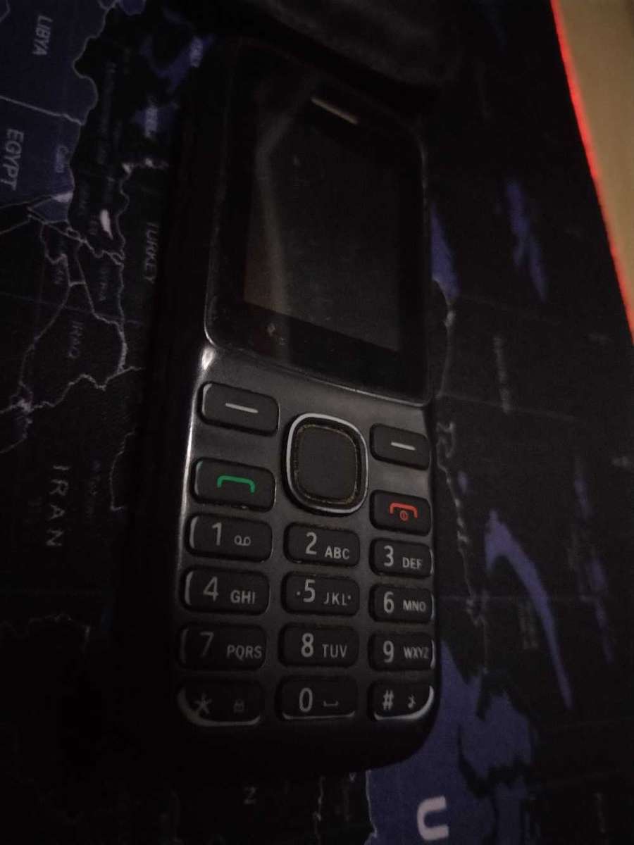 Lot of Phones  ( as is)