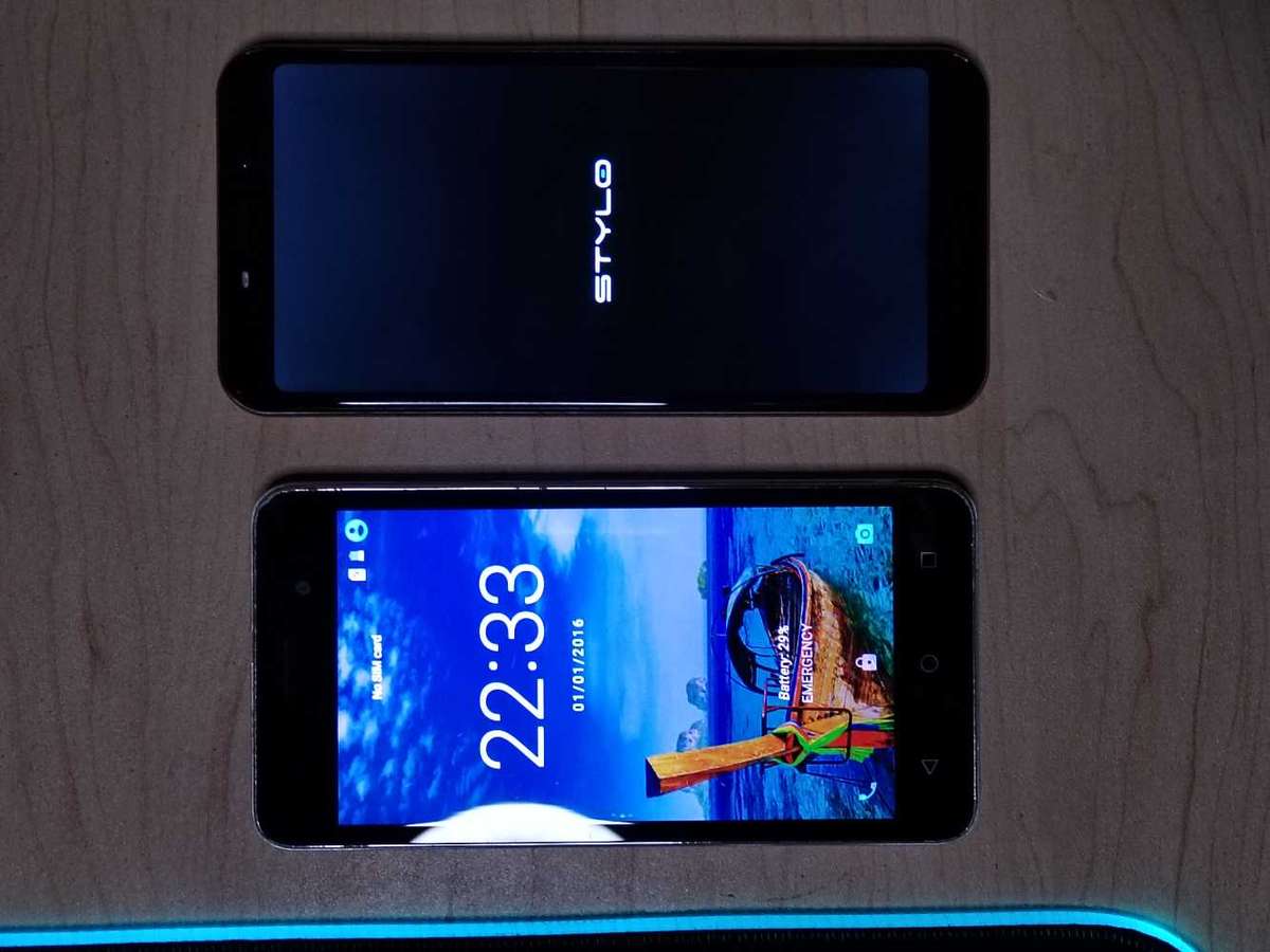 2x phones (  mobicel / stylo)