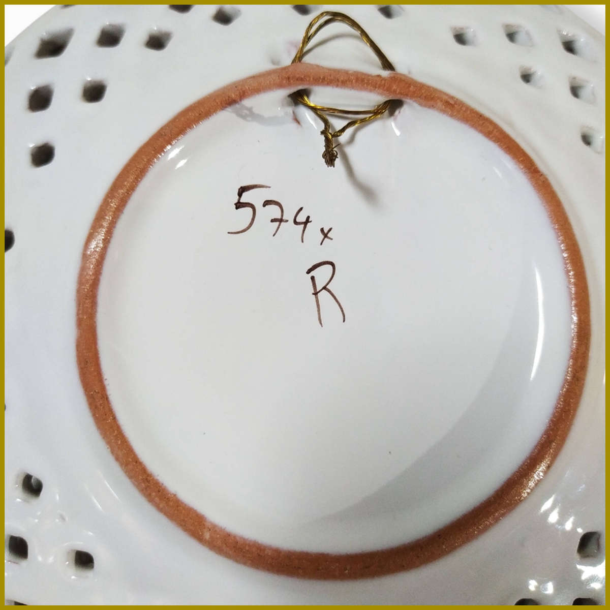 Vintage Wall Bratislava Plate