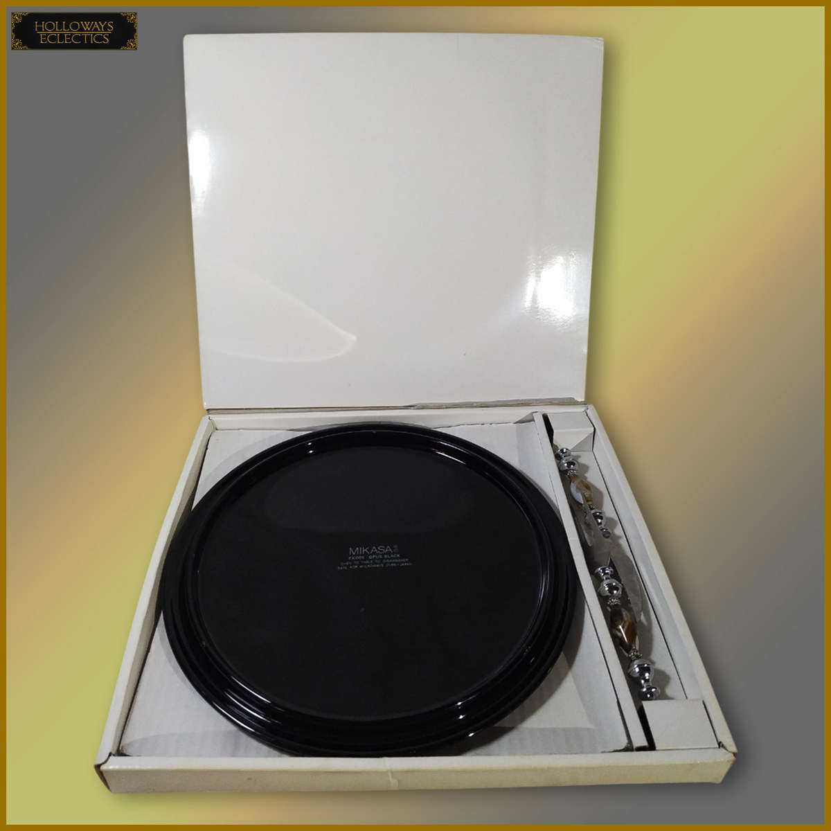 Mikasa Cheese Serving Set